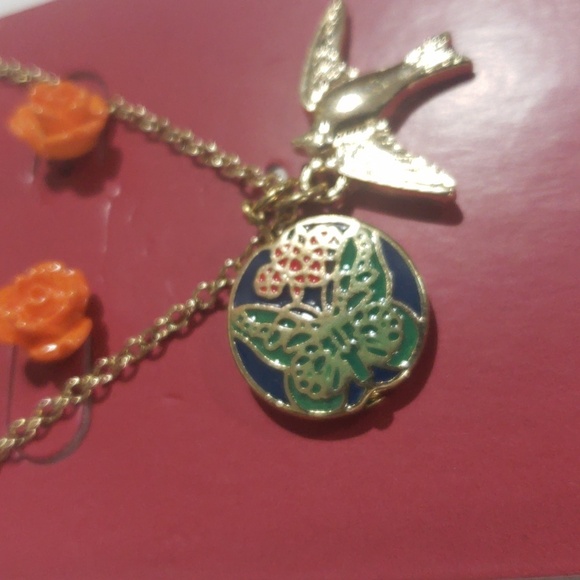 Gold-tone Bird & Butterfly Charm Necklace with Orange Rose Stud Earrings – Women - Picture 6 of 7